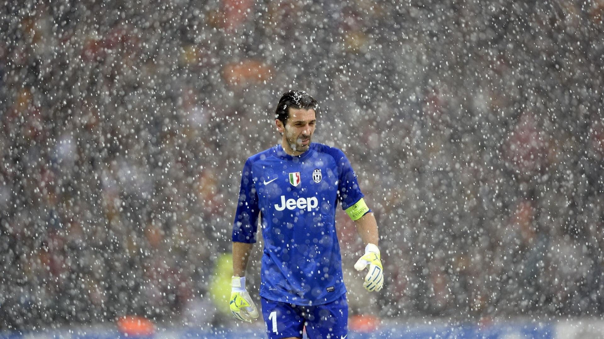 世界杯替补席观察 老将用经验弥补体能短板